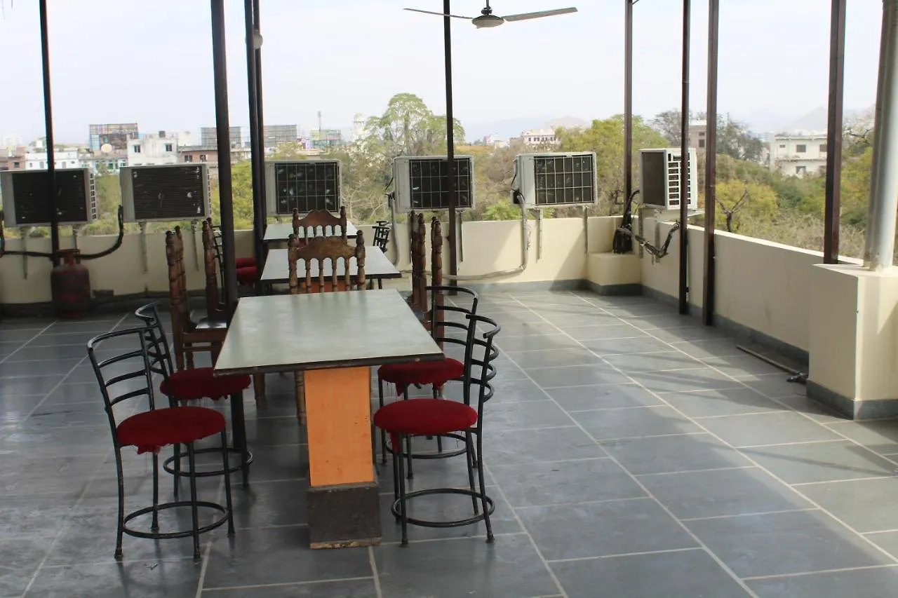 **  Hotel Ambay Palace Udaipur India