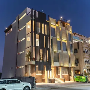 4* Hotel Aura Boutique