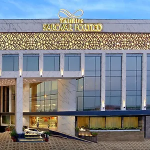 **** Hotel Taurus Sarovar Portico India