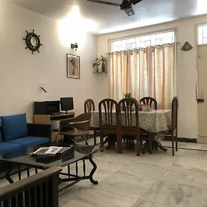 *** Bed & Breakfast Sailors - C6, Vasant Kunj India